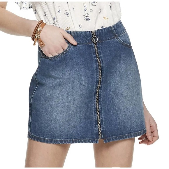 Rewash Dresses & Skirts - Juniors Rewash Vintage‎ Reunion Full Front Zip Denim Jean Mini Skirt Size 5/27